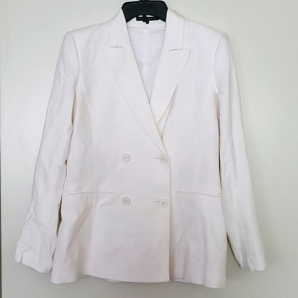 NWT THEORY OFF WHITE LINEN BLAZER🤍
